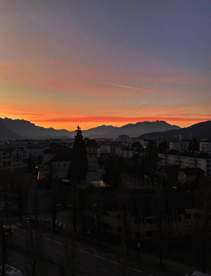 Luxueux Appartement T4 - Lac 5 Min - Parkings Privatifs - Vue Lac Et Montagne Annecy Extérieur photo